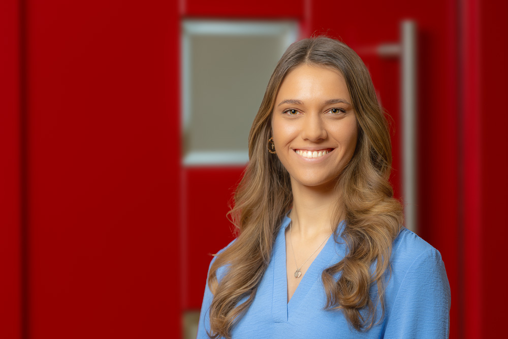 Frau Sophie Maier